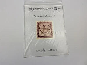 Laura J Perin Design Victorian Valentine #1 Nadelspitzenmuster rote Arbeit - Bild 1 von 3