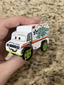 Disney Pixar Cars 3 Dr. Damage Rambulance #5 Ambulance Wooden - Picture 1 of 7
