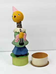 Contenedor de dulces con cabeza de bobble de pollito vestido de Pascua de composición antigua - Imagen 1 de 9