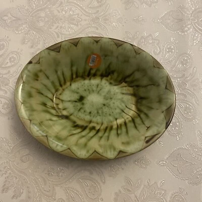 Large Portmadoc Wales glazed pottery plate (Welsh Studio) green  - Image 1 of 4