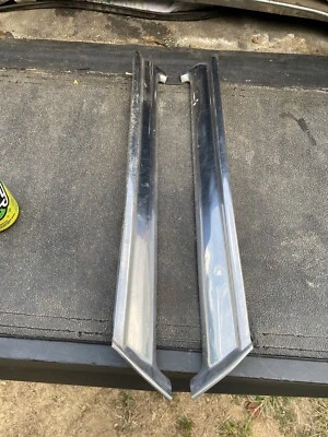 Ford Galaxie Mercury HT 1965 1966 1967 1968 delantero un pilar par de molduras de acero inoxidable Foto 1 de 4