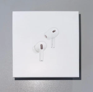  pro 2 białe , nowe ,  nie używane , potwierdzenie zakupu  - Zdjęcie 1 z 4