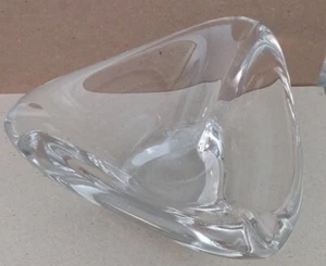 Daum France Crystal Triangular Clear Ashtray Modern Abstract MCM 7" CHIPS READ - Picture 1 of 7