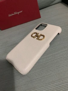Authentic Salvatore Ferragamo Gancini iPhone 11 Pro Phone Case Cover! - Photo 1 sur 14