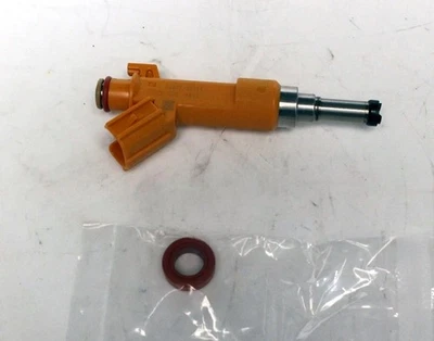 Inyector de combustible 23209-39275 OEM genuino para Lexus GS300 IS300 NX300 NUEVO Foto 1 de 2