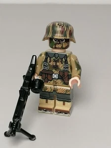 WW2 Panzer Grenadier Minifigure - Imagen 1 de 2