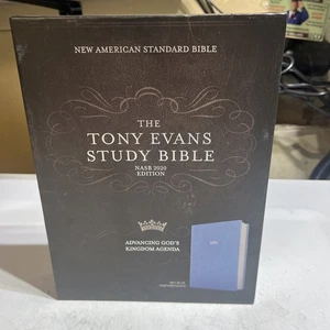 NASB Tony Evans Study Bible, Powder Blue LeatherTouch : Advancing God's Kingdom - Bild 1 von 6