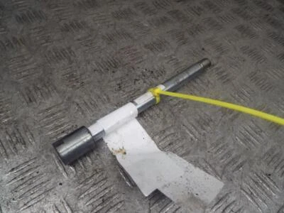 Eje de rueda delantera Kawasaki S1 S2 S3 250 350 400 1973-1975  Foto 1 de 3