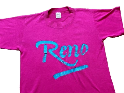 Camiseta Retro Rosa S Vintage Años 70 80 Ropa Deportiva EE. UU. Delgada Puntada Única Reno NV Foto 1 de 4