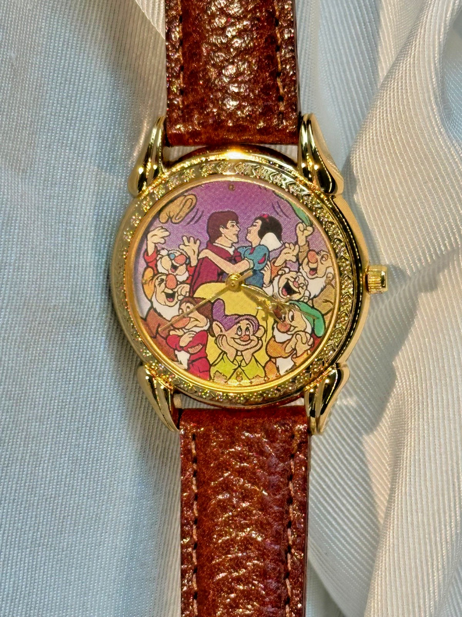 Snow White, Dwarfs Disney Watches & Timepieces (1968-Now Snow White, Dwarfs Disney Watches & Timepieces (1968-Now