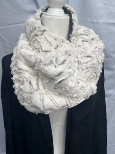 NWT Ann Taylor Loft Reversible Women Cowl Scarf Cream/Brown One-Size Neck Warmer - Picture 1 of 6