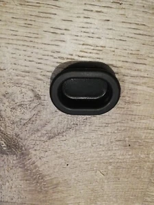 Genuine OEM Toyota Grommet Cover 90950-01259 - Picture 1 of 3