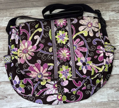 Bolso Mensajero Vera Bradley en Púrpura Punzón - RETIRADO y RARO! 16" x 14" Foto 1 de 4