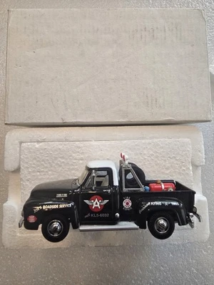Camioneta pickup Ford F100 1953 Matchbox Collectibles Flying A Tire Service YRS02-M Foto 1 de 4