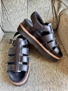 Clarks Leather Orianna Twist Sandals Size 6.5 - Picture 1 of 5