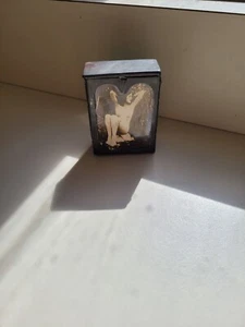 Original Zigaretten Rauch Etui Halbakt Foto Halter Metalldose Rustikal - Bild 1 von 9