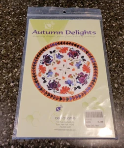Autumn Delights Quilt Pattern Bee Creative A1002  Round Table Topper - Picture 1 of 2