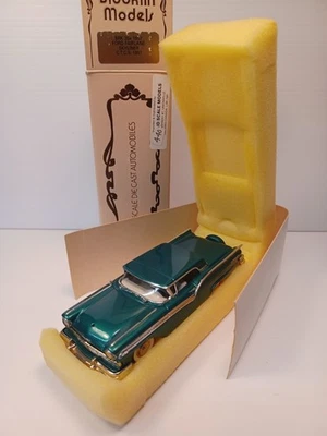 Brooklin Modelos No. 35X - Ford Fairlane Skyliner 1957 CTCS - Grn - Caja original Foto 1 de 4