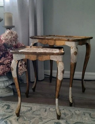 Mesas anidadoras vintage italianas florentinas S/2 Hollywood Regency MADERA Italia Foto 1 de 4