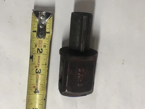 Antique Red Jacket Cast Iron Hand Well Pump Connecting Rod Holder Part # ZA-5 Cover