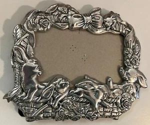 Arthur Court HASEN KANINCHEN Metall Fotorahmen passt 6,25" x 4,25" Bild 1995 - Bild 1 von 6
