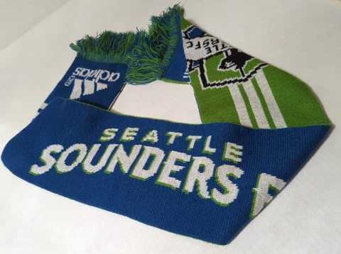 SEATTLE SOUNDERS FC SOCCER 2010 Season Ticket Holders Scarf Cover