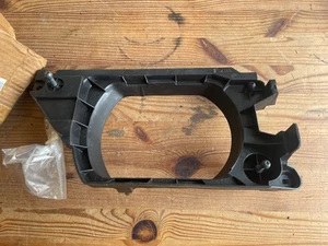 Vauxhall Astra mk2 inc GTE, 16V, SRi NEW GENUINE LH headlamp frame 90271014 24B1 - Picture 1 of 7