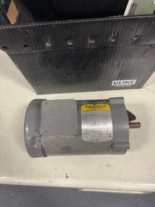 Baldor VM3542 34A63-883 3/4 .75HP 208-230/460V 3PH 1725RPM 56C Frame TEFC Motor - Picture 1 of 4