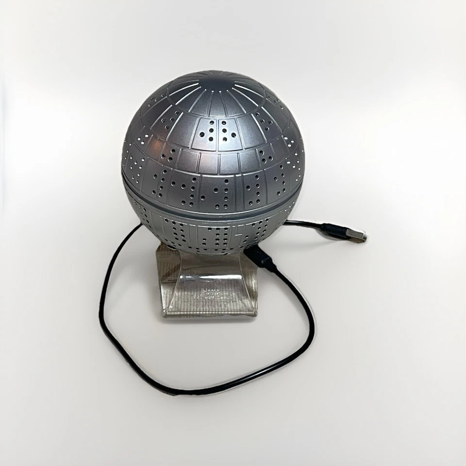 Подлинный динамик iHome Star Wars Death Star Bluetooth модель Li-B18 - Изображение 1 из 4