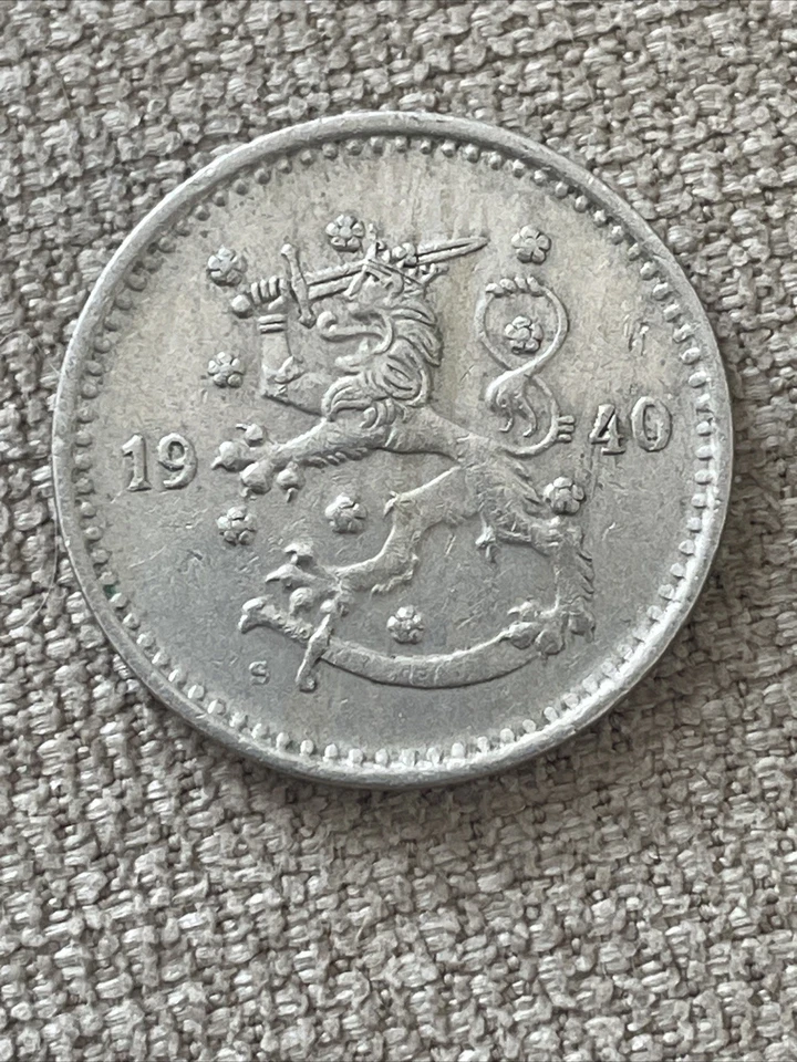 Moneda de un dólar Finlandia 1 Markka 1940 S KM#30. León desenfrenado. Suomi. Segunda Guerra Mundial. TA265* Foto 1 de 2
