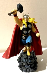 Bowen Designs The Mighty Thor Painted Mini Statue - Picture 1 of 9