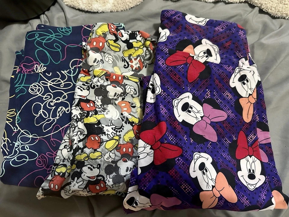 LEGGINGS LULAROE DISNEY OS MINNIE MOUSE ROJO, NEGRO, BLANCO, ¡IMPRESIONANTE! Foto 1 de 1
