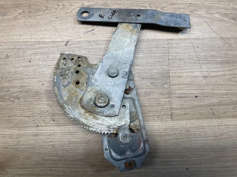 Cuda Barracuda 1971 regulador ventana trasera derecha probado operador muy suave 72 Foto 1 de 4