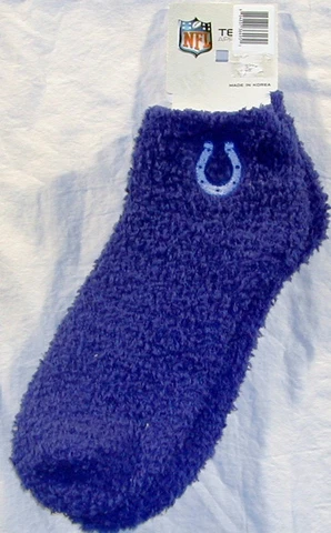 INDIANAPOLIS COLTS NFL TEAM APPAREL FUZZY PLUSH FLEECE SOCKS MEDIUM BLUE NWT Cover