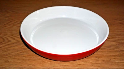 CRATE & BARREL PIE BAKING DISH 10 1/2" NEW - Image 1 of 4