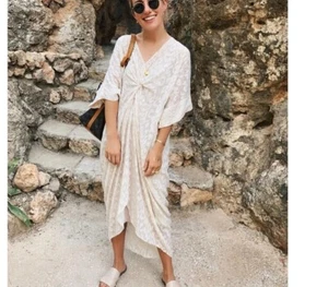 H&M White Gold Patterned Kaftan Dress Size Small Ramadan Jacquard SOLD OUT - Picture 1 of 6