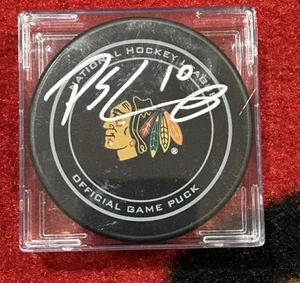 PATRICK SHARP Signed Chicago BLACKHAWKS Official GAME Puck PSA - Picture 1 of 2