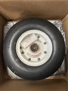 BEECHCRAFT KING AIR NOSE WHEEL PN: 101-8015-3 ALT: 3-1209-2 - Picture 1 of 4