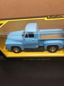 Road Signature 1:43 1953 Ford F-100 Pickup - Picture 1 of 5