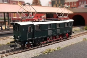 * 1/87 HO * Fleischmann * Locomotora eléctrica clase DB 132 101 7 * EN CAJA * 4369 - Imagen 1 de 16
