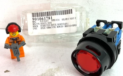 901061781 FUJI *NEW OLD STOCK* PUSHBUTTON SWITCH - Image 1 of 2