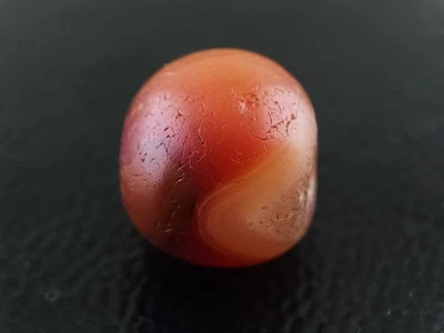 800BC AUTÉNTICO ANTIGUO TIBETANO PEMA RAKA SANGRE ÁGATA ABALORIO ANTIGUO 11.26mm ID1 Foto 1 de 4