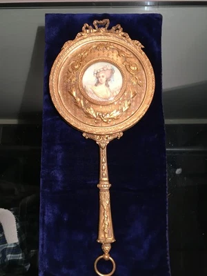 très beau face à main bronze doré orné d'une miniature par dennery19è siecle - Photo 1/4