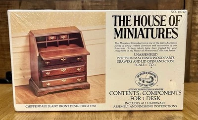 Kit House of Miniatures ~ #40042 ~ Chippendale inclinado recepción Foto 1 de 4