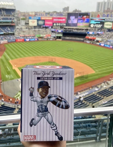 2023 Derek Jeter Yankees Marvel Captain America Bobblehead SGA 6/23 PRIORITY $0 Cover