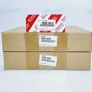 Genuine Toyota Estima Hybrid Rear Brake Discs & Pads 42431-28130 & 04466-58010 - Picture 1 of 3