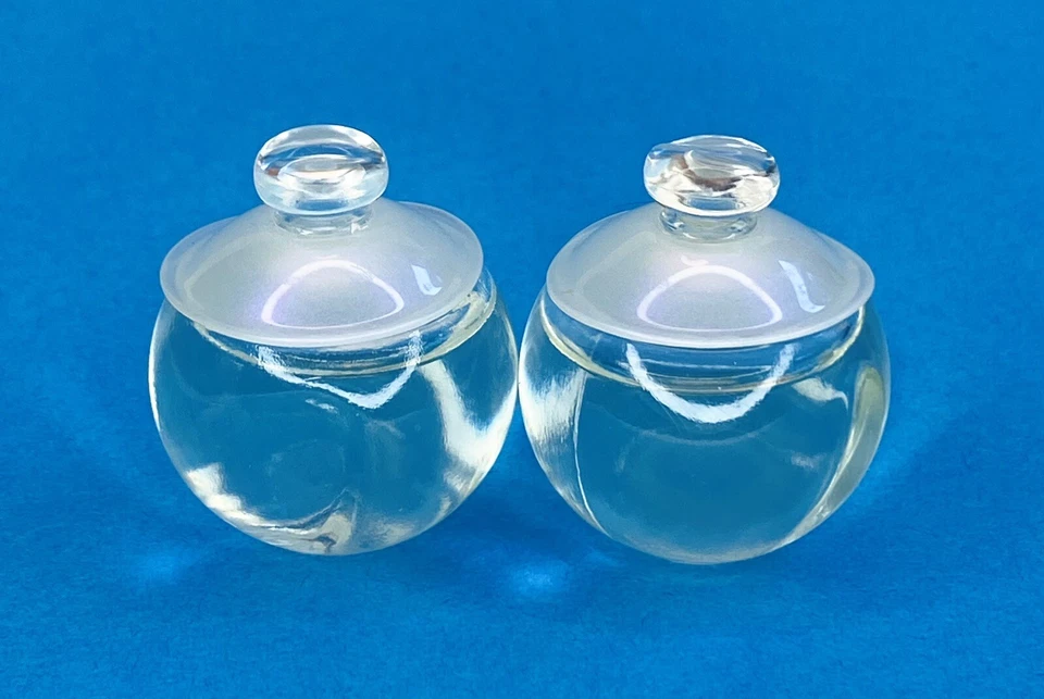 Комплект из 2 NOA от CACHAREL женщин туалетная вода 7 мл-0,25 унций брызги мини путешествий размер новый без коробки - Изображение 1 из 4