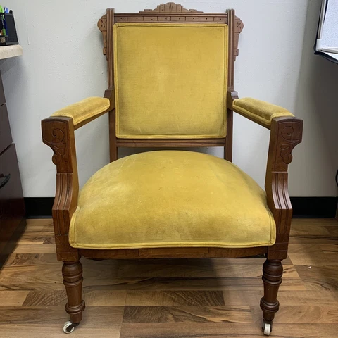 VTG 1970s Yellow Velvet & Mahogany Wood 35.5" Accent Parlour Arm Chair on Wheels Cover