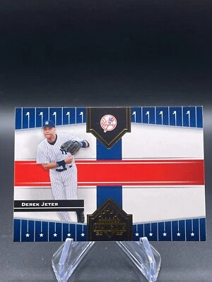2005 Donruss/Playoff Derek Jeter #445 - Image 1 of 2