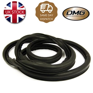 TRIUMPH STAG (1970-77) FRONT WINDSCREEN SEAL RUBBER 812785 (MADE IN UK) - Picture 1 of 1